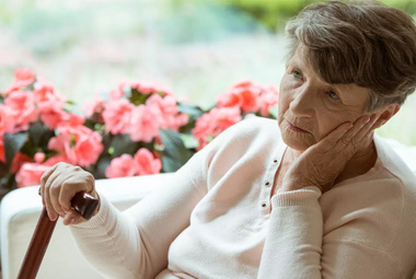 Польза пансионатов для пожилых людей с болезнью Альцгеймера | на сайте «Лотос»